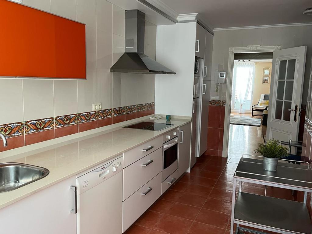 Piso En El Centro De Laredo A Pie De Playa Apartman Kültér fotó