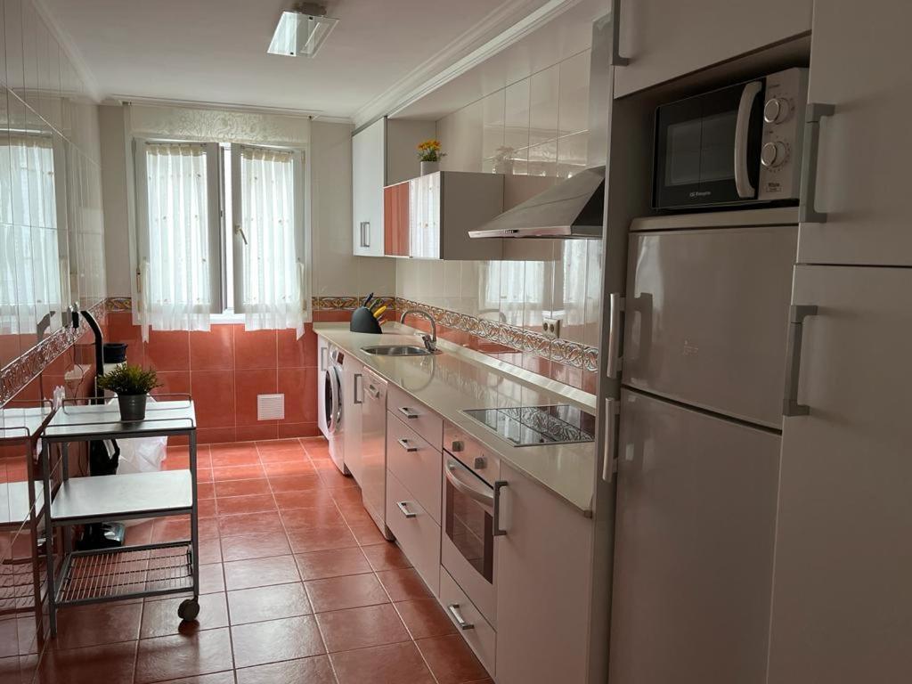 Piso En El Centro De Laredo A Pie De Playa Apartman Kültér fotó