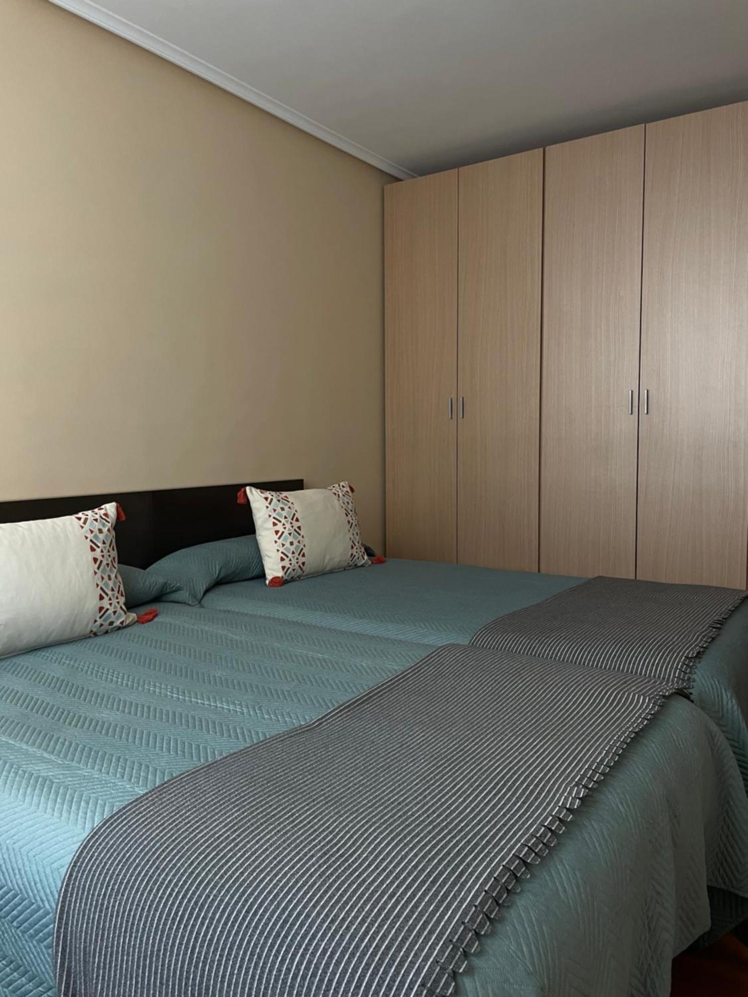 Piso En El Centro De Laredo A Pie De Playa Apartman Kültér fotó